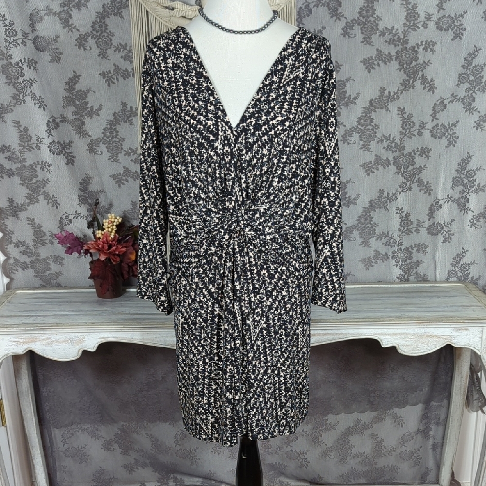 Motherhood Maternity long sleeve patterned dress
